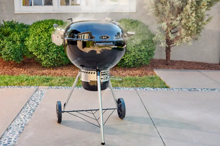 Weber_HolzKohle_MasterTouch_2026_003