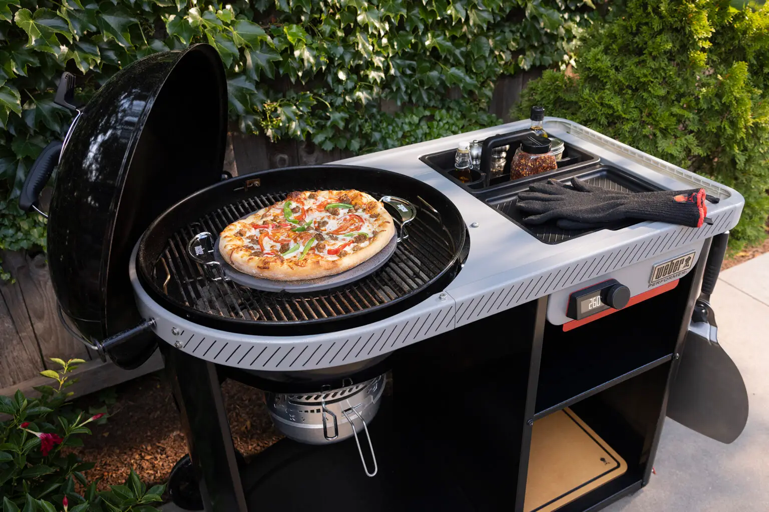 Weber_HolzKohle_Performer_2026_005