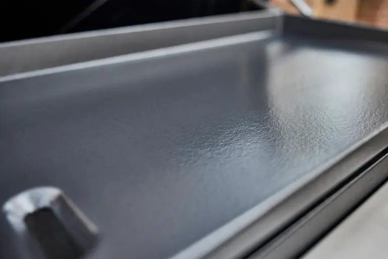 Weber_Plancha_Slate_2026_006